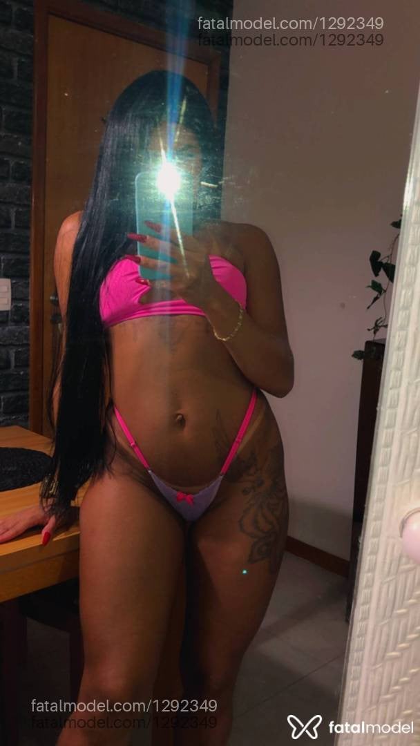 Acompanhante mulher morena (o) de olhos pretos em Belo Horizonte - Stella Condessa