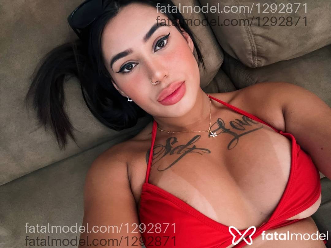 Acompanhante mulher loira (o) de olhos castanhos em Pirapora Acompanhante mulher loira (o) de olhos castanhos em Pirapora - Júlia ferraz