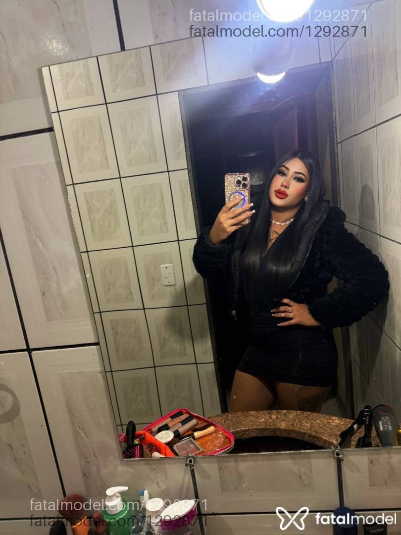 Acompanhante mulher loira (o) de olhos castanhos em Pirapora - Júlia ferraz