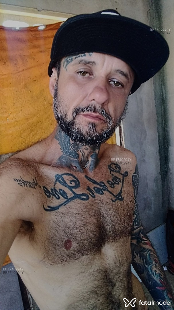 Acompanhante homem trans morena (o) de olhos verdes em Biguaçu - Luiz Henrique
