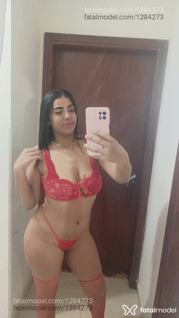 Acompanhante mulher morena (o) de olhos pretos - Bruna Smith Acompanhante mulher morena (o) de olhos pretos - Bruna Smith