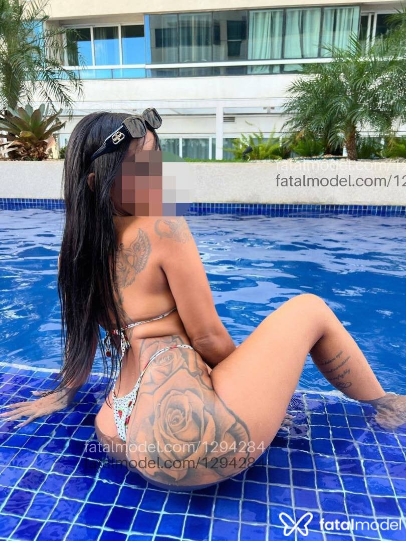 Acompanhante mulher morena (o) de olhos pretos em Campos dos Goytacazes Acompanhante mulher morena (o) de olhos pretos em Campos dos Goytacazes - Pérola Belline