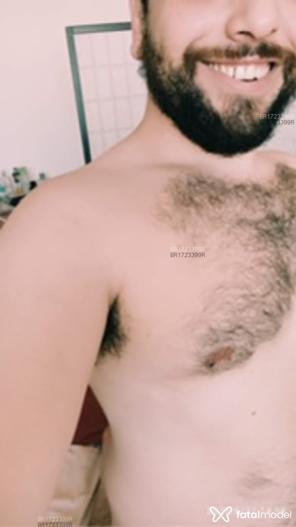 Acompanhante homem com cabelo castanho de olhos castanhos em São Paulo Acompanhante homem com cabelo castanho de olhos castanhos em São Paulo - Allan Torres