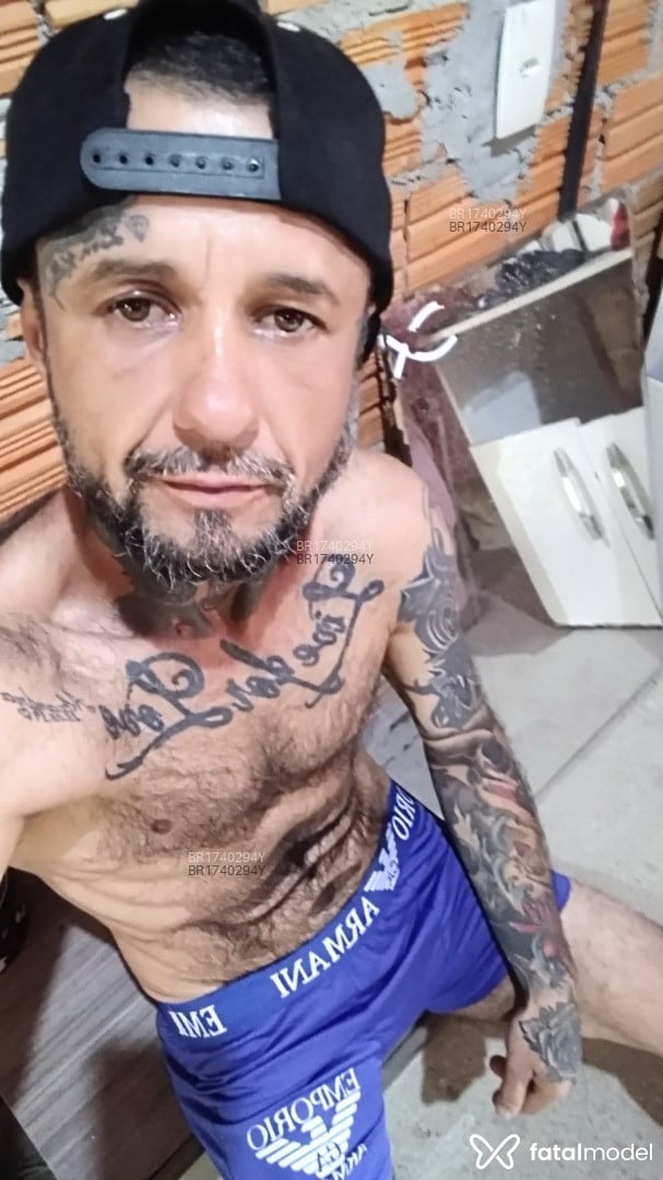 Acompanhante homem trans morena (o) de olhos verdes em Biguaçu - Luiz Henrique