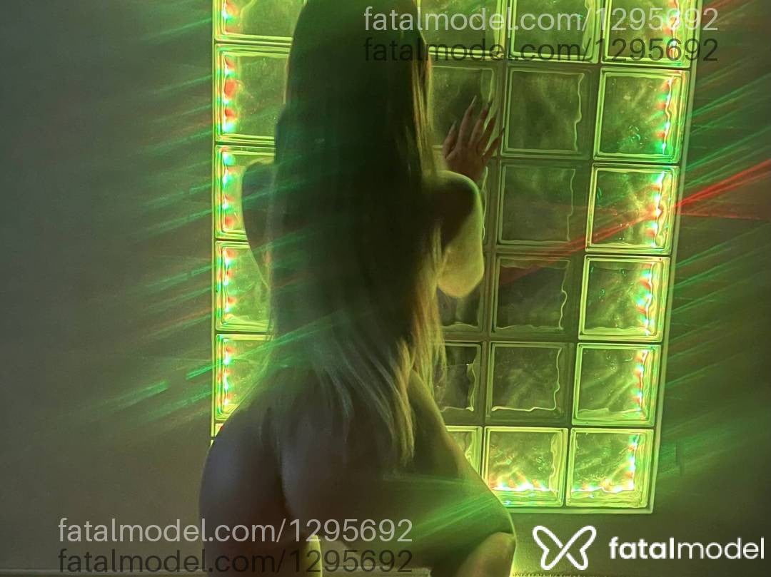 Acompanhante mulher loira (o) de olhos verdes em São Mateus - Amanda