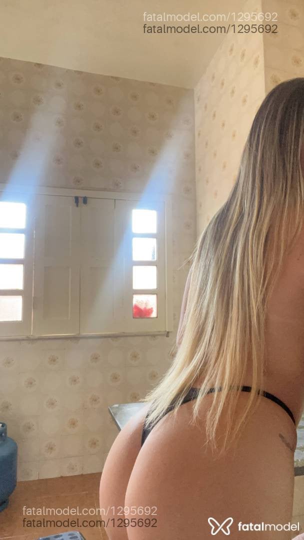 Acompanhante mulher loira (o) de olhos verdes em Colatina - Amanda