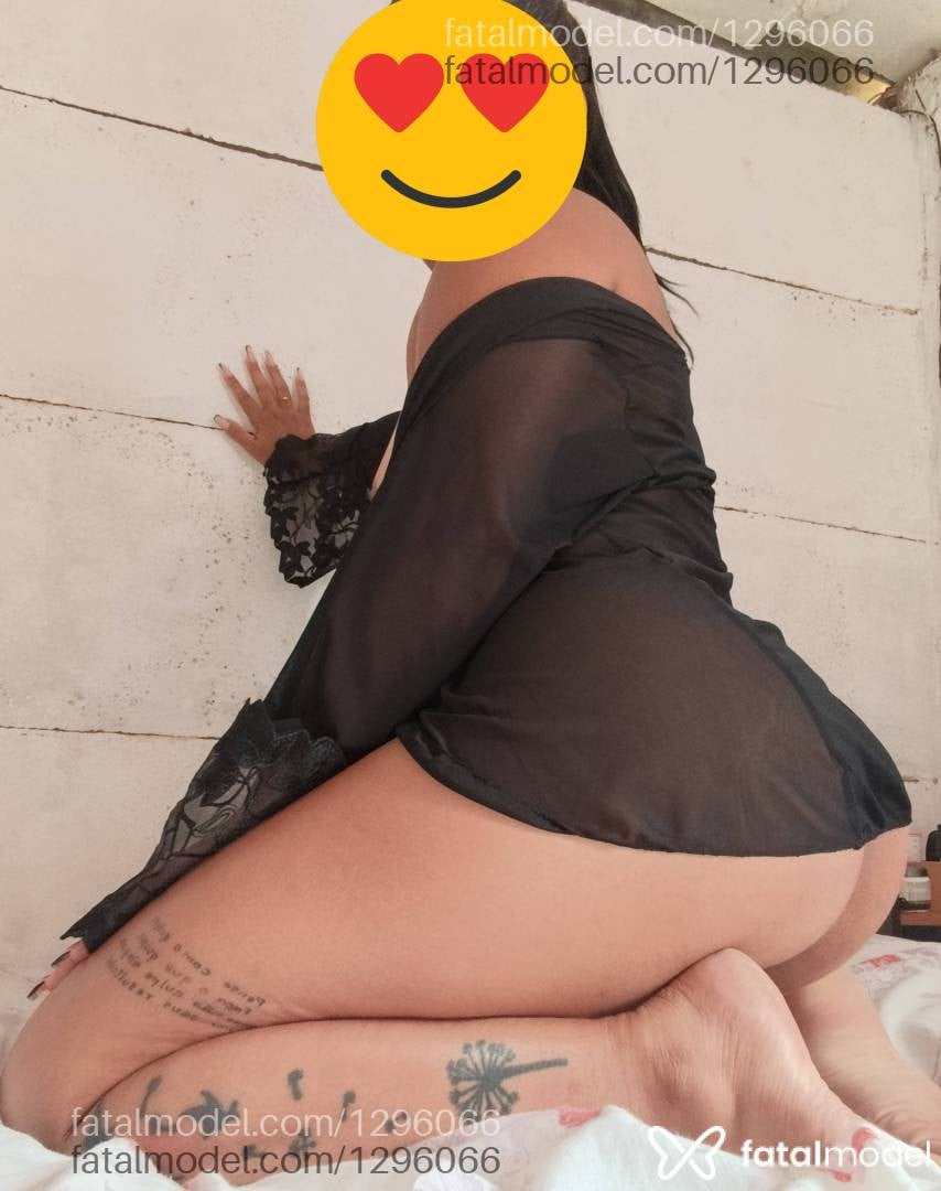 Acompanhante mulher com cabelo castanho de olhos castanhos - Cláudia
