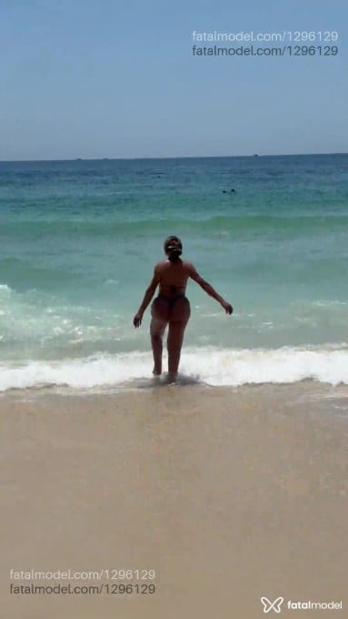 Acompanhante travesti com cabelo castanho de olhos castanhos em Atibaia Acompanhante travesti com cabelo castanho de olhos castanhos em Atibaia - Amanda Souza