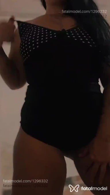 Acompanhante mulher morena (o) de olhos pretos em Saquarema Acompanhante mulher morena (o) de olhos pretos em Saquarema - Manuella Morena