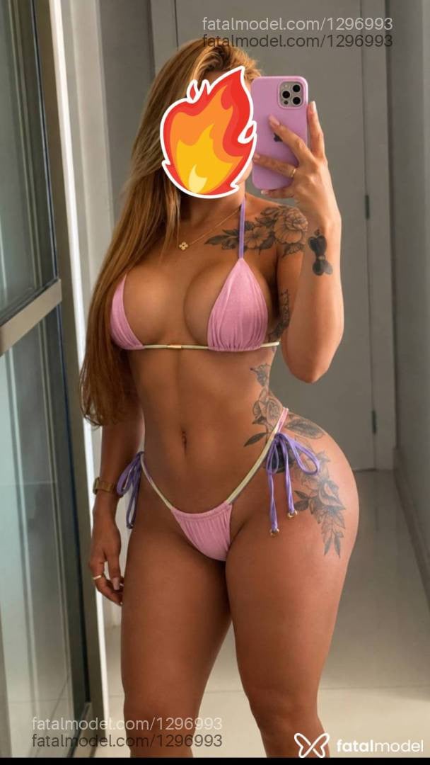 Acompanhante mulher loira (o) de olhos castanhos em Manhuaçu - Belle