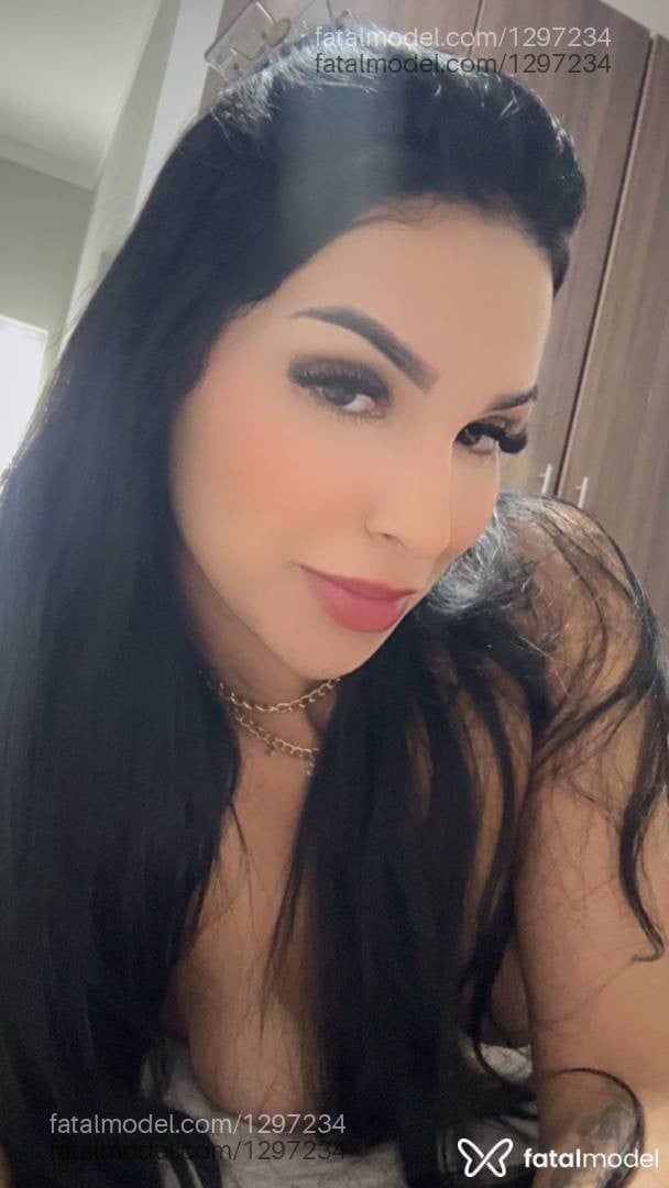 Acompanhante mulher morena (o) de olhos pretos - Jessika Andrade
