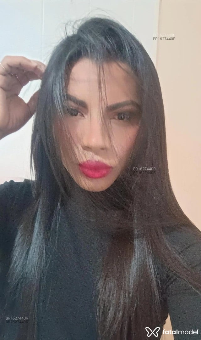 Acompanhante homem morena (o) de olhos cinza em São Paulo - Alexia Almeida