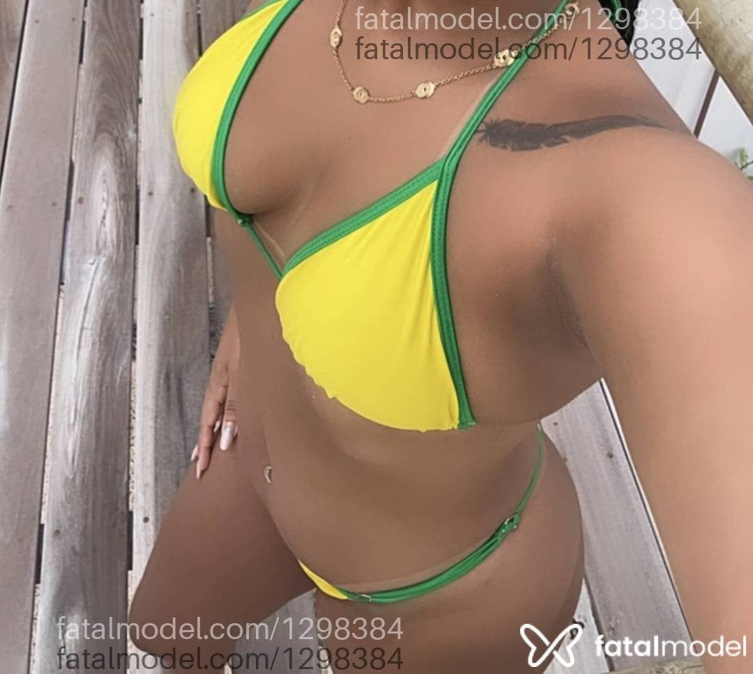 Acompanhante mulher morena (o) de olhos castanhos - Thaís