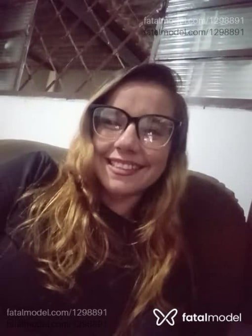 Acompanhante mulher loira (o) de olhos castanhos em Jaboticabal - Bianca Lins