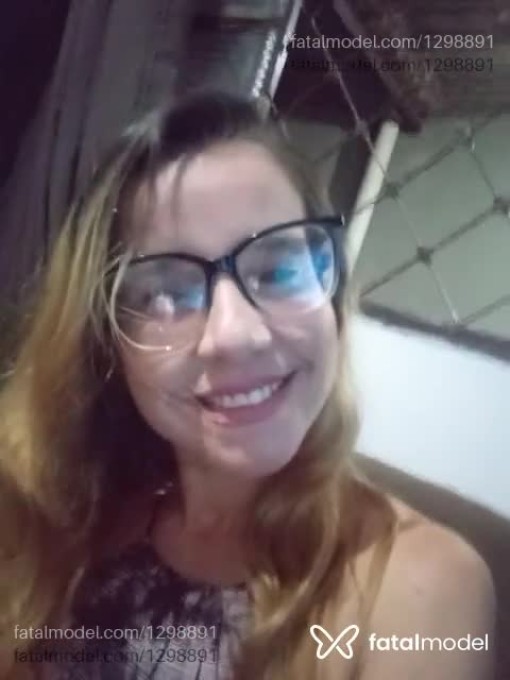 Acompanhante mulher loira (o) de olhos castanhos em Jaboticabal - Bianca Lins