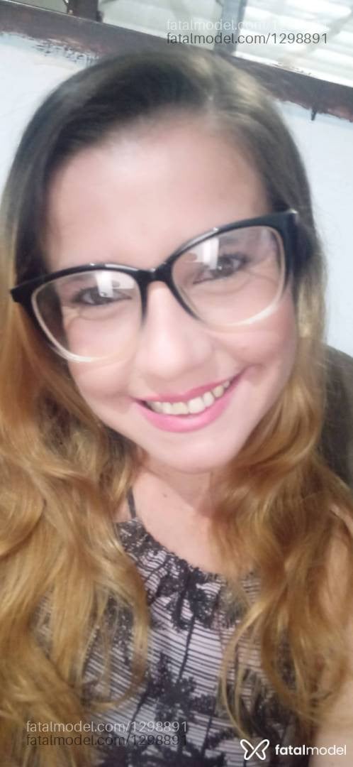 Acompanhante mulher loira (o) de olhos castanhos em Jaboticabal - Bianca Lins