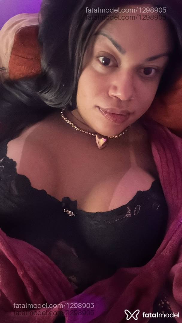 Acompanhante travesti loira (o) de olhos castanhos em Lavras - Nicole