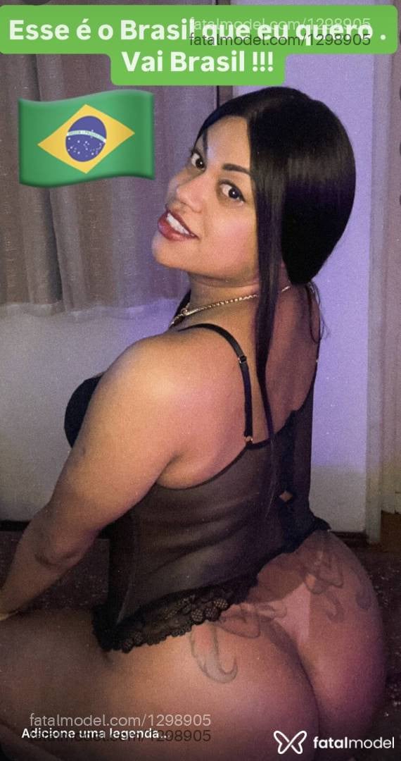 Acompanhante travesti loira (o) de olhos castanhos em Alfenas - Nicole