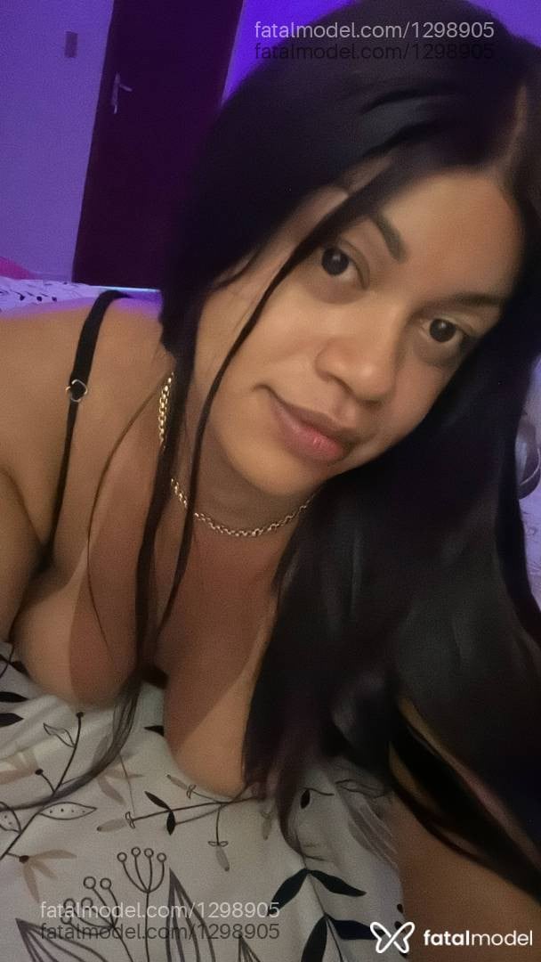 Acompanhante travesti loira (o) de olhos castanhos - Nicole