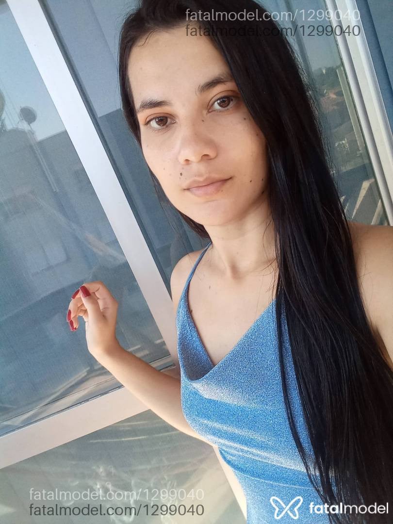 Acompanhante mulher morena (o) de olhos castanhos em Virtual Acompanhante mulher morena (o) de olhos castanhos em Virtual - Alice Lima