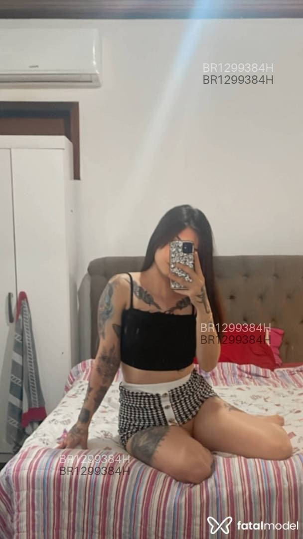 Acompanhante mulher com cabelo castanho de olhos castanhos em Rio do Sul Acompanhante mulher com cabelo castanho de olhos castanhos em Rio do Sul - Dalila