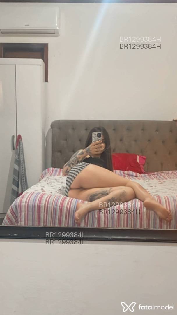 Acompanhante mulher com cabelo castanho de olhos castanhos em Rio do Sul Acompanhante mulher com cabelo castanho de olhos castanhos em Rio do Sul - Dalila
