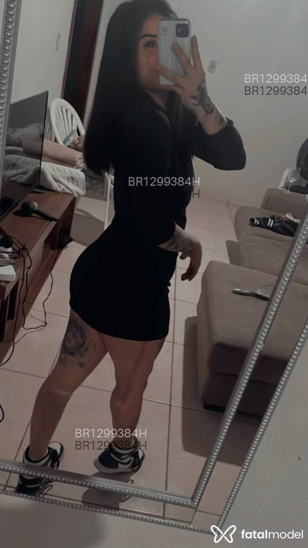 Acompanhante mulher com cabelo castanho de olhos castanhos em Rio do Sul Acompanhante mulher com cabelo castanho de olhos castanhos em Rio do Sul - Dalila