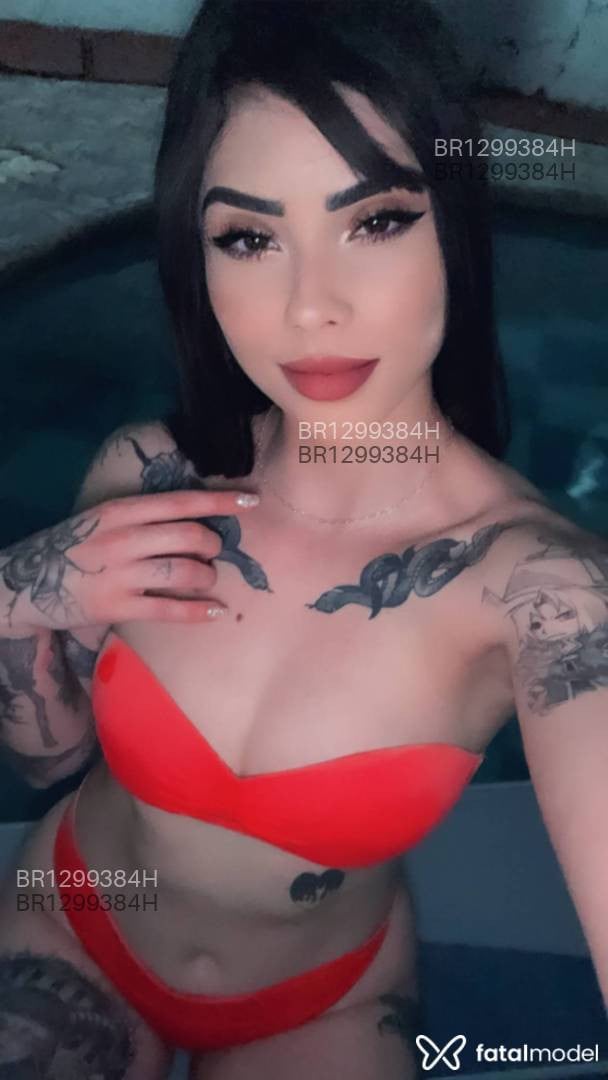 Acompanhante mulher com cabelo castanho de olhos castanhos em Rio do Sul Acompanhante mulher com cabelo castanho de olhos castanhos em Rio do Sul - Dalila
