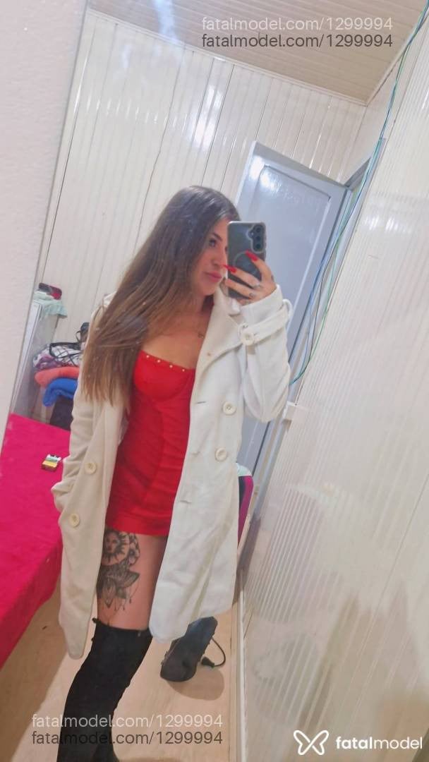 Acompanhante mulher com cabelo castanho de olhos mel em Caxias do Sul - Maria Lívia