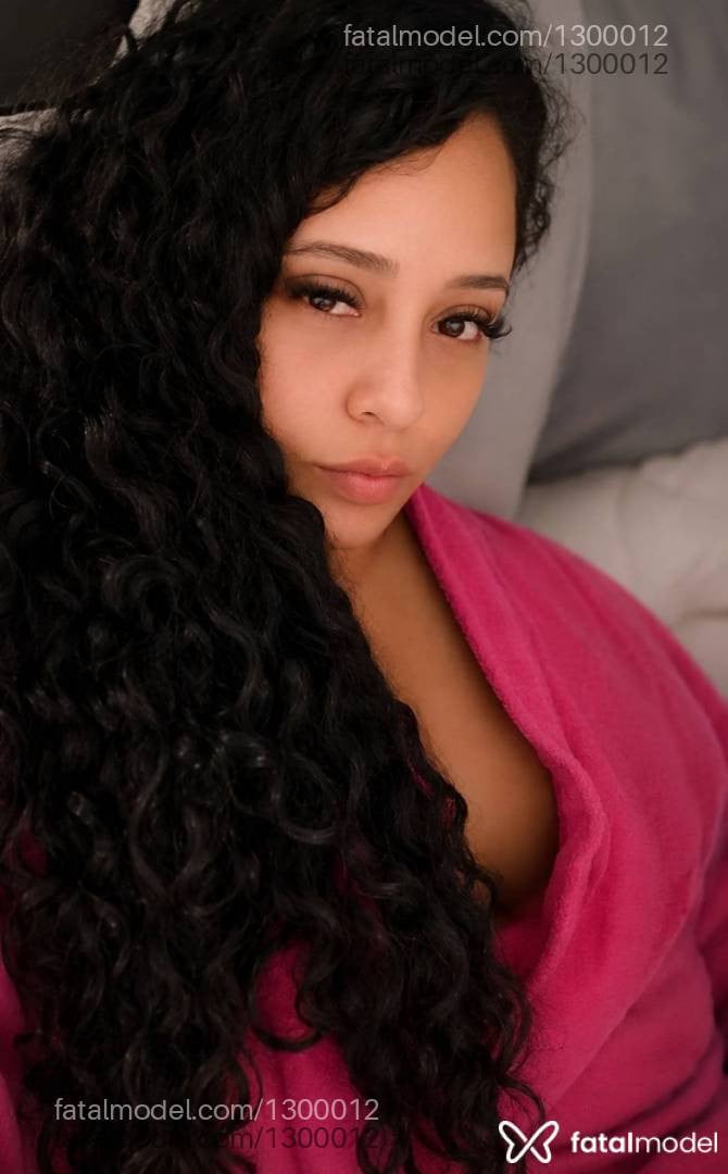 Acompanhante mulher morena (o) de olhos castanhos - Ana Julia
