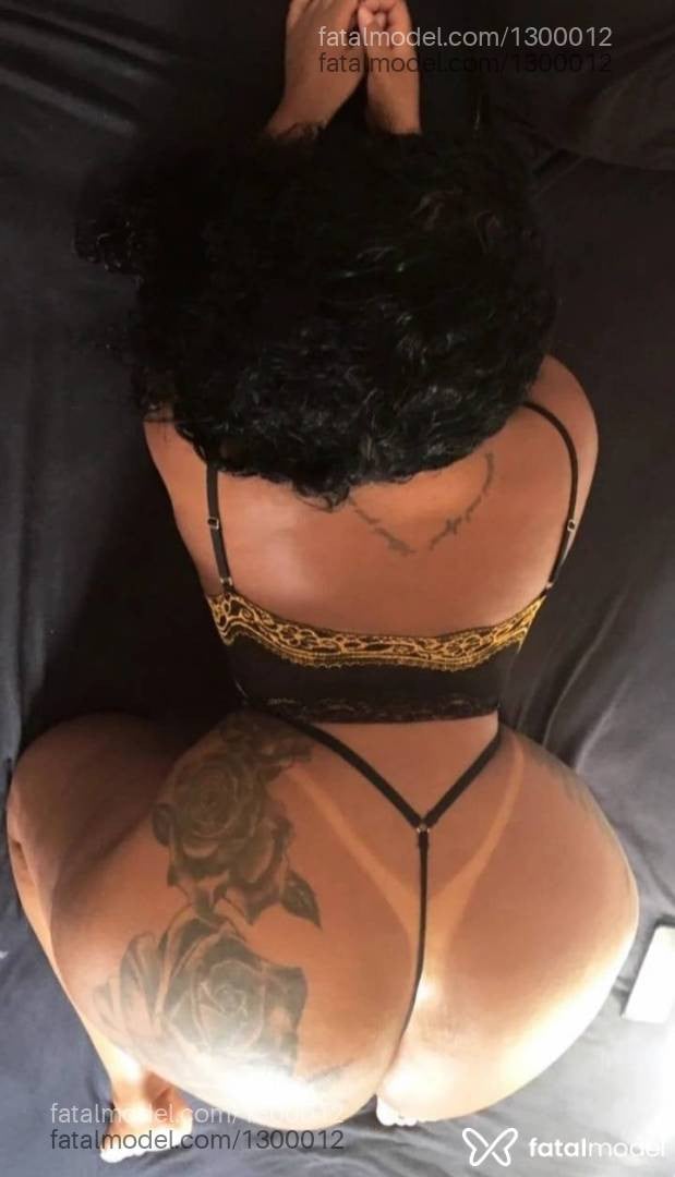 Acompanhante mulher morena (o) de olhos castanhos - Ana Paranaense
