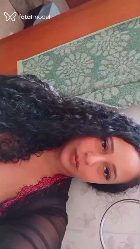 Acompanhante mulher morena (o) de olhos castanhos - Ana Julia