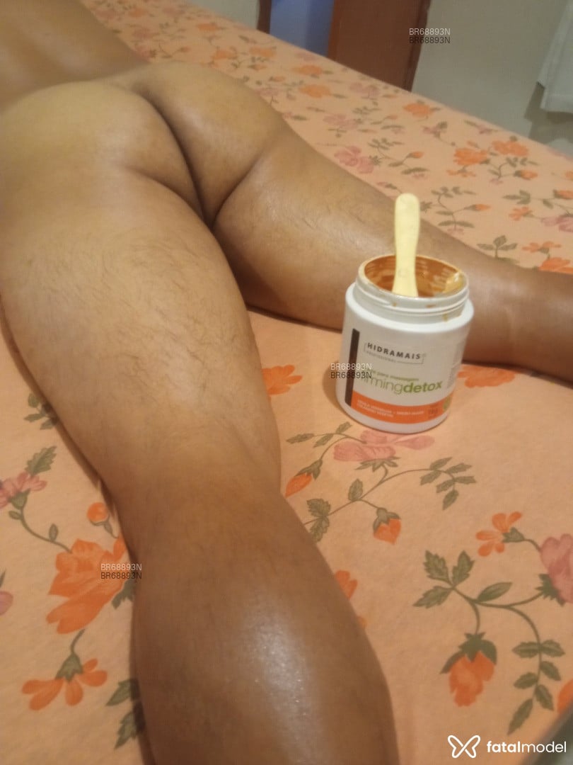 Acompanhante travesti loira (o) de olhos castanhos em Palmas Acompanhante travesti loira (o) de olhos castanhos em Palmas - Viviane
