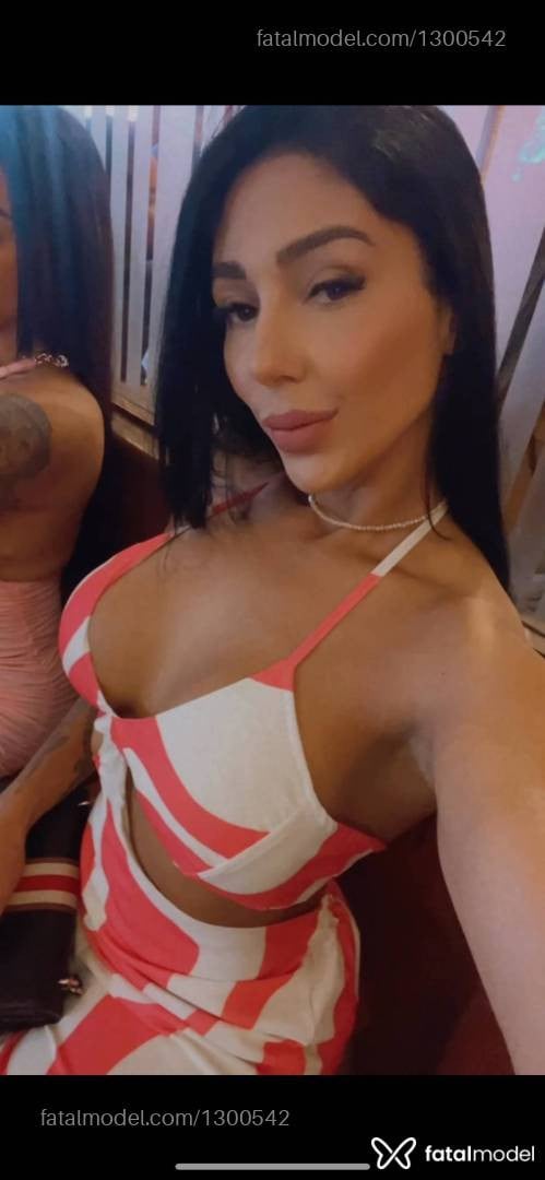 Acompanhante mulher com cabelo castanho de olhos castanhos em Campinas - Bianca Alencar