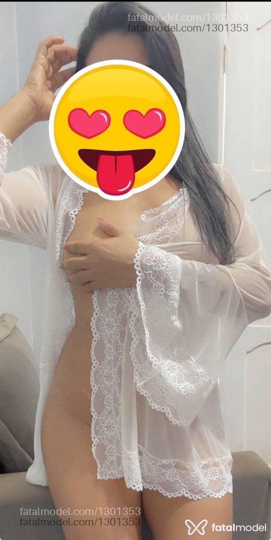 Acompanhante mulher morena (o) de olhos mel - larissa