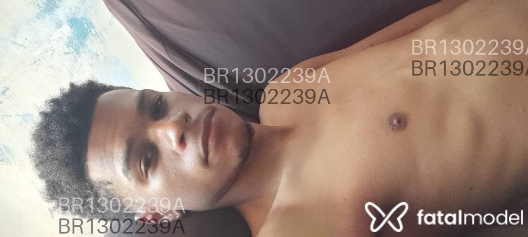 Acompanhante homem com cabelo castanho de olhos pretos em Santo Antônio de Jesus Acompanhante homem com cabelo castanho de olhos pretos em Santo Antônio de Jesus - Moren