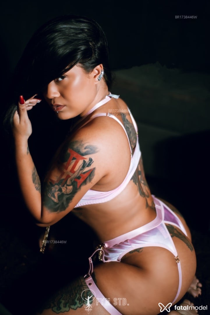 Acompanhante mulher morena (o) de olhos castanhos em São Paulo - Bettina Alvarenga