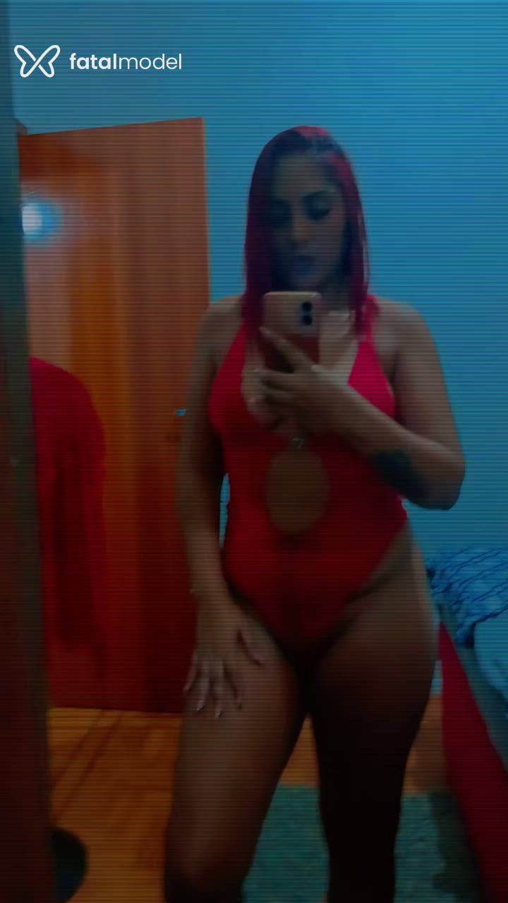 Acompanhante mulher ruiva (o) de olhos castanhos em Taubaté Acompanhante mulher ruiva (o) de olhos castanhos em Taubaté - Jade