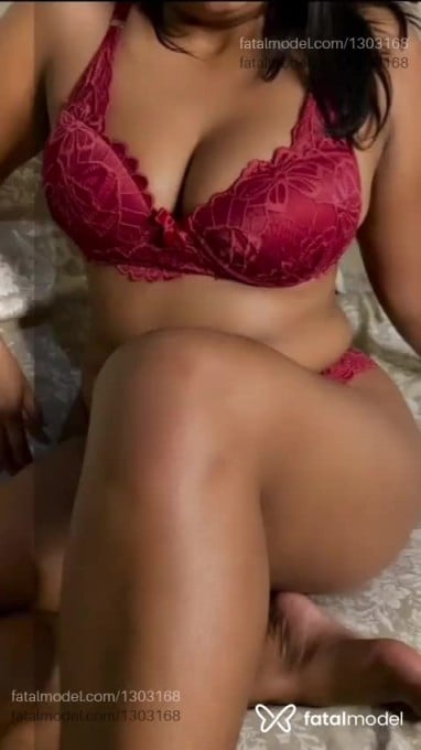 Acompanhante mulher morena (o) de olhos mel em Luziânia Acompanhante mulher morena (o) de olhos mel em Luziânia - MILA DOURADA