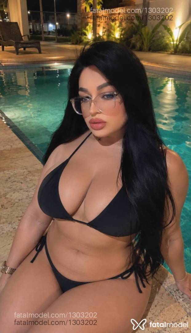 Acompanhante mulher trans com cabelo castanho de olhos castanhos em Petrolina - Raissa