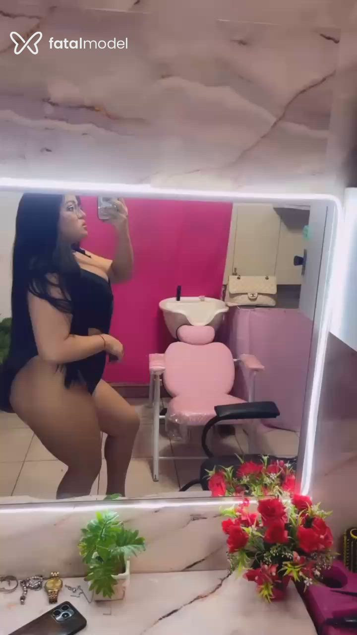 Acompanhante mulher trans com cabelo castanho de olhos castanhos em Petrolina Acompanhante mulher trans com cabelo castanho de olhos castanhos em Petrolina - Raissa