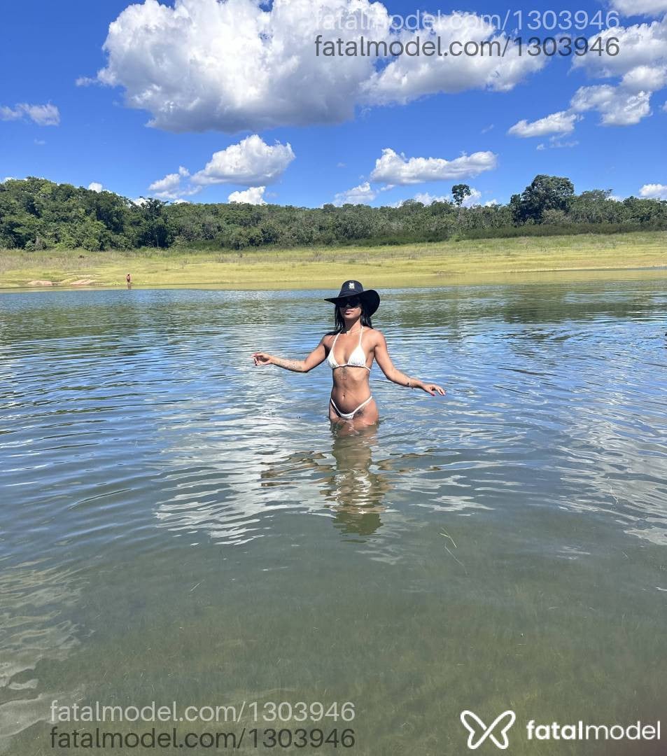 Acompanhante mulher morena (o) de olhos pretos em Goiânia - Aurora Castelli