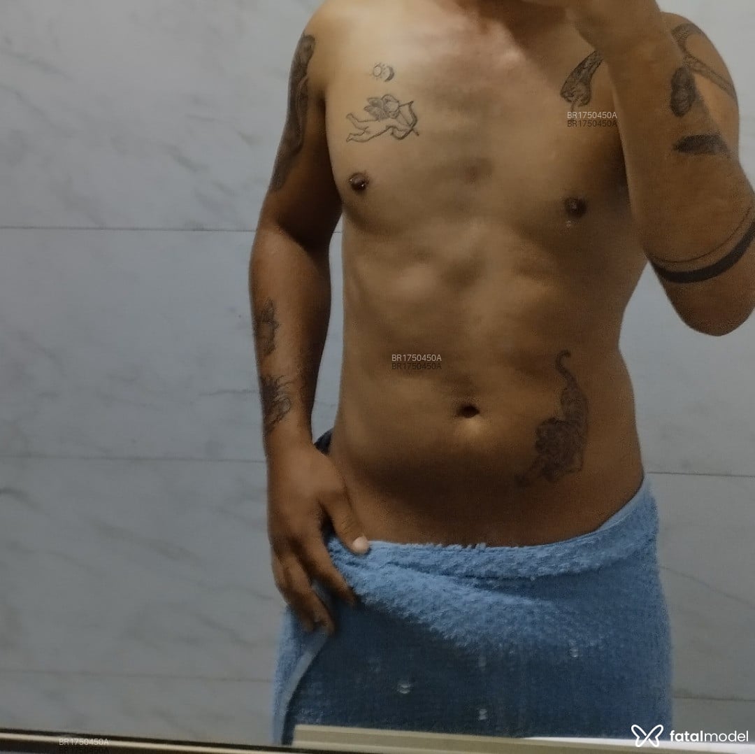 Acompanhante homem morena (o) de olhos castanhos em Francisco Beltrão - Alexx