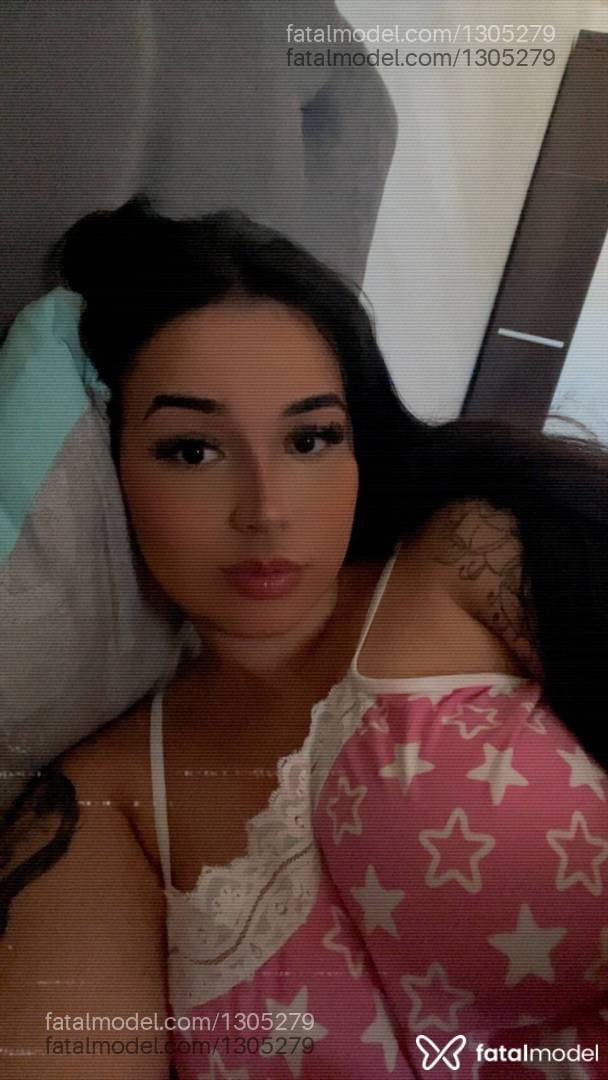 Acompanhante mulher morena (o) de olhos pretos - Isabella Moraes