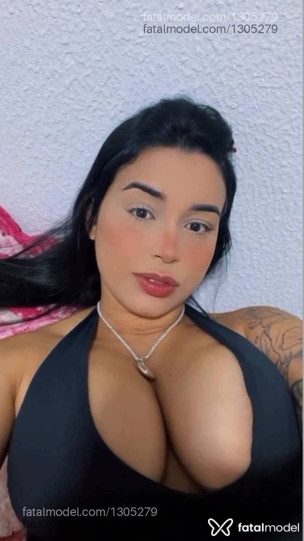 Acompanhante mulher morena (o) de olhos pretos - Isabella Moraes