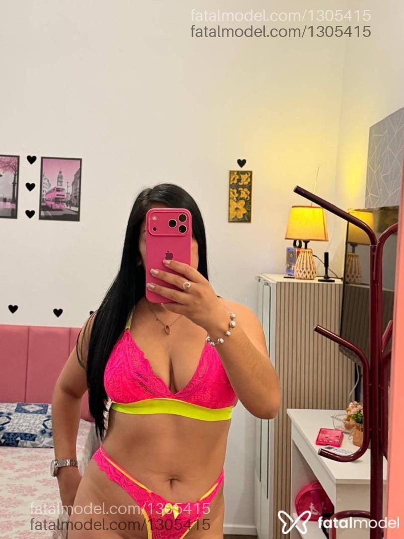 Acompanhante mulher morena (o) de olhos pretos - Tais silva