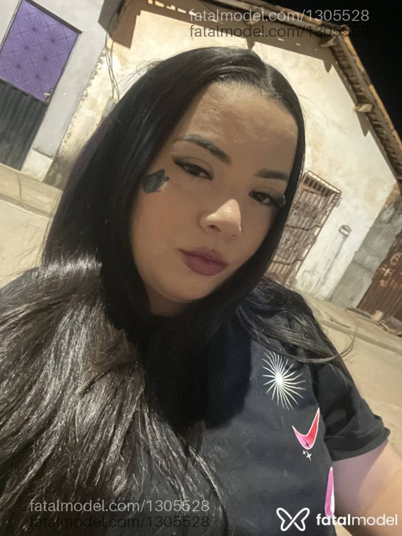 Acompanhante mulher com cabelo castanho de olhos castanhos em Marabá - Karla Silva