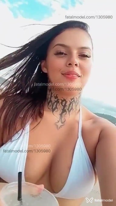 Acompanhante mulher morena (o) de olhos castanhos em Guaratuba - Samara