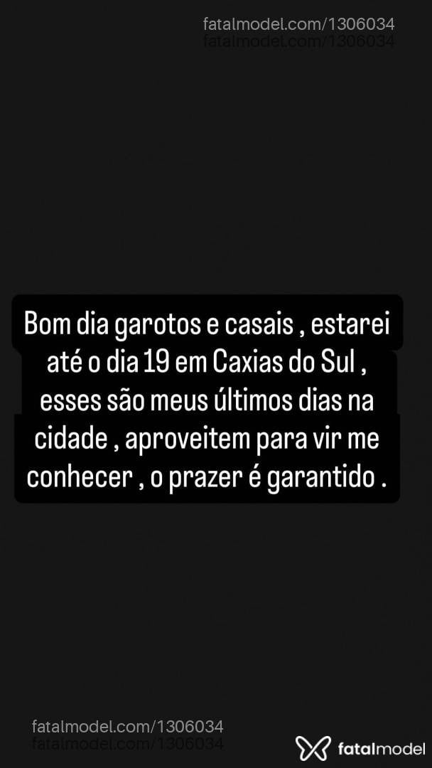 Acompanhante mulher trans com cabelo castanho de olhos castanhos - Monique
