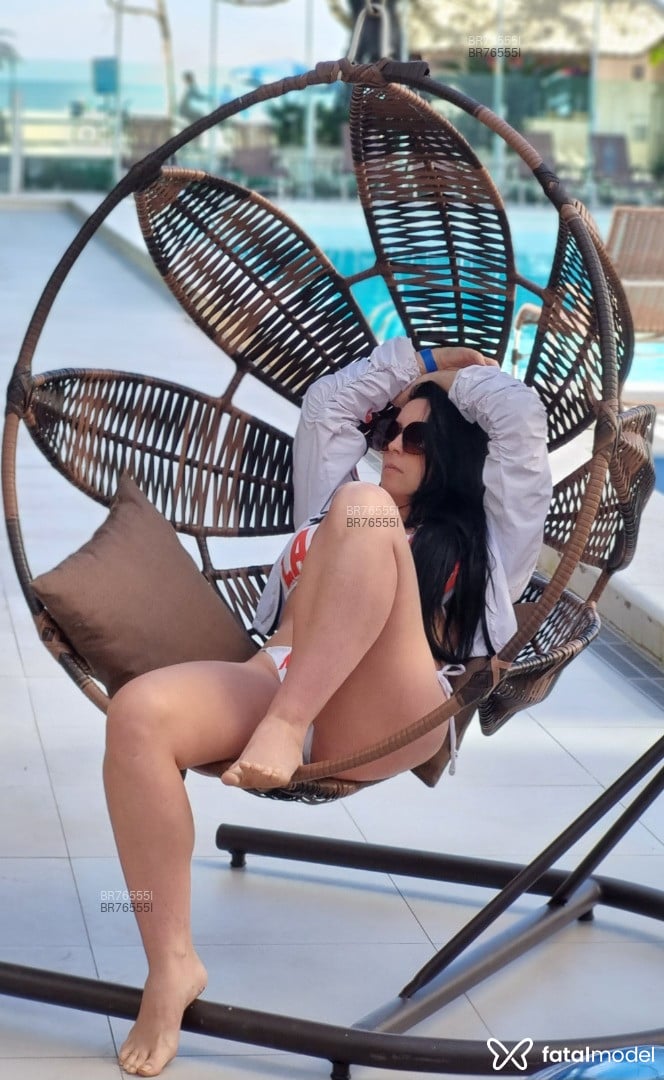 Acompanhante mulher morena (o) de olhos mel em Joaçaba Acompanhante mulher morena (o) de olhos mel em Joaçaba - Amanda